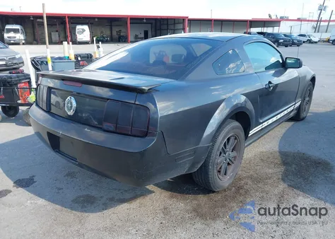 2007 Ford Mustang V6 Deluxe/V6 Premium from USA, damaged, VIN 1ZVFT80N975242355